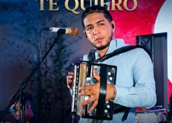 El Rubio Acordeon – Siento Que Te Quiero